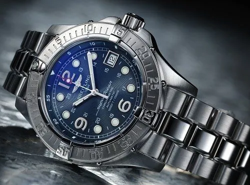 Breitling Superocean Steelfish óra,fekete számlappal