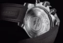 Breitling Avenger gyönyörűen kidolgozott hátlapja.