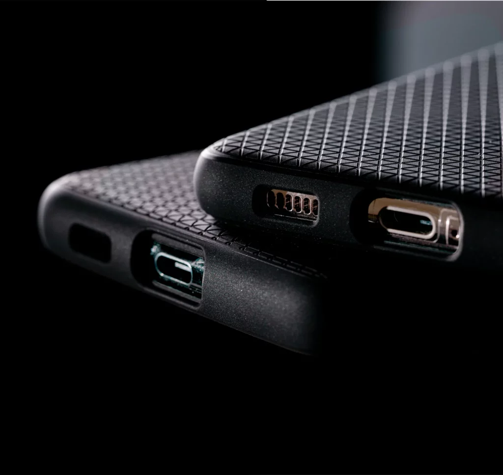 Spigen Liquid Air port cutouts