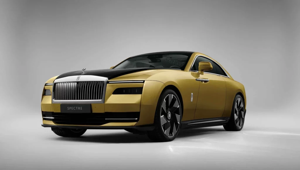 Rolls Royce Spectre, két tónusú arany és fekete színben