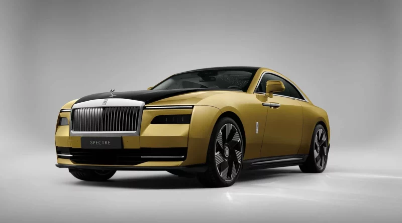 Rolls Royce Spectre, két tónusú arany és fekete színben