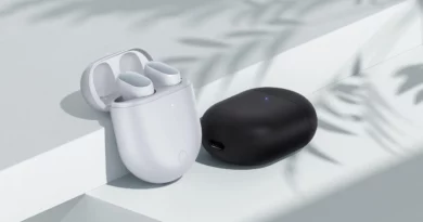 Xiaomi Redmi Buds 3 Pro fekete és fehér vezetéknélküli fülhallgató tokban